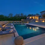 Villa Miryam By Interhome