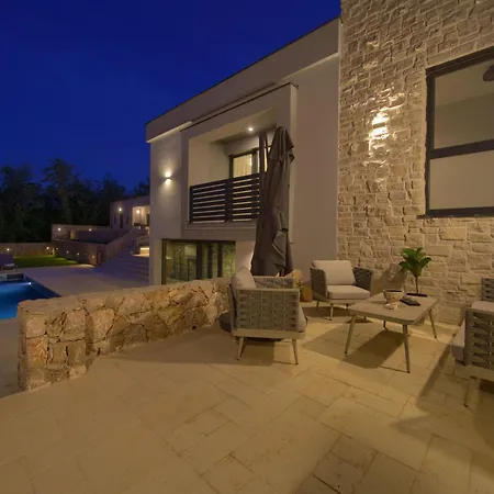 Miryam By Interhome